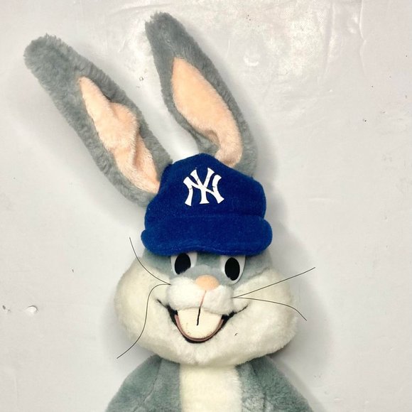 Rare Vintage 1991 New York Yankees Bugs Bunny Plush- Warner Bros - Picture 3 of 4